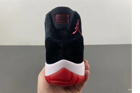  DB5457-061 Velvet   Retro Jordan  DB5457-061 Bred 11 0519
